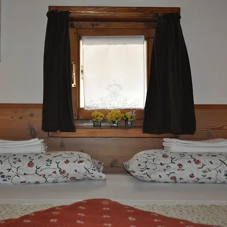 Casa Brunelli Alojamento de Acomodação e Pequeno-almoço Trento
