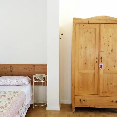 Alojamento de Acomodação e Pequeno-almoço Casa Brunelli