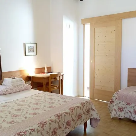 Alojamento de Acomodação e Pequeno-almoço Casa Brunelli Trento