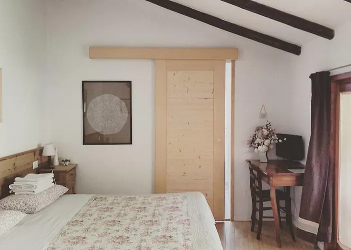 לינה וארוחת בוקר Casa Brunelli